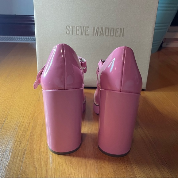 Steve Madden heels! - Picture 3 of 6